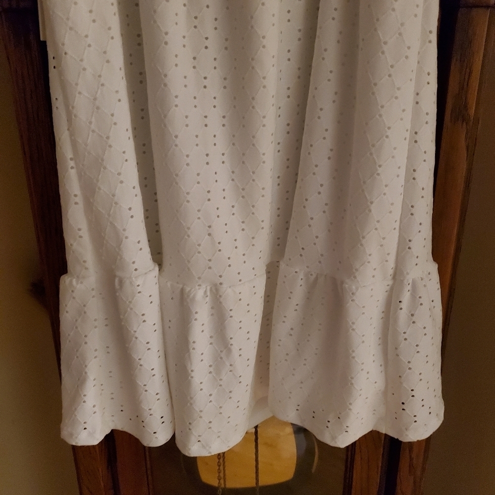Loxology Women's Eyelet Shift Dress NWOT - Picture 9 of 14